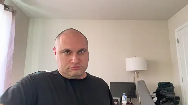 Snapshot of SluggishChase99 chatting on December 3, 2025, 5:56 pm SluggishChase99 online show from December 3, 2025, 5:56 pm