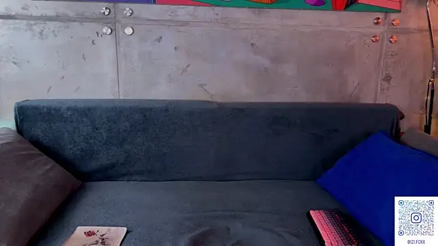 izi-fox online show from April 16, 2026, 4:08 pm