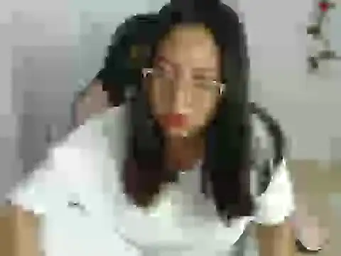 Snapshot of layla_gomez chatting on October 19, 2025, 5:32 am layla gomez online show from October 19, 2025, 5:32 am
