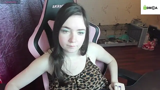 Crazy forest fairy online show from November 24, 2025, 9:04 pm