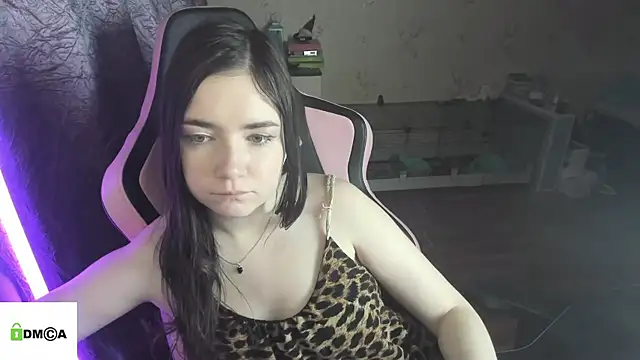 Crazy forest fairy online show from March 13, 2026, 3:33 am