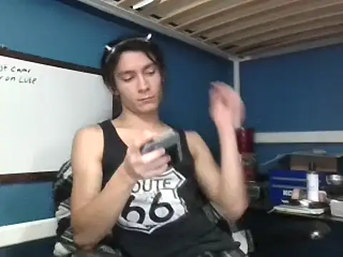 Snapshot of Flappywig chatting on January 14, 2025, 9:35 am Flappywig online show from January 14, 2025, 9:35 am