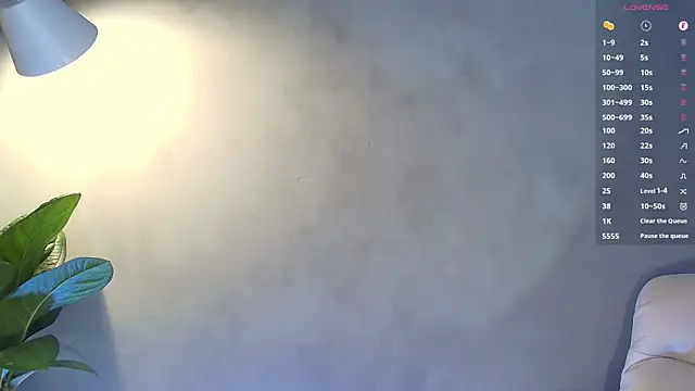 Snapshot of Valentinoford chatting on February 20, 2025, 2:29 am Valentinoford online show from February 20, 2025, 2:29 am