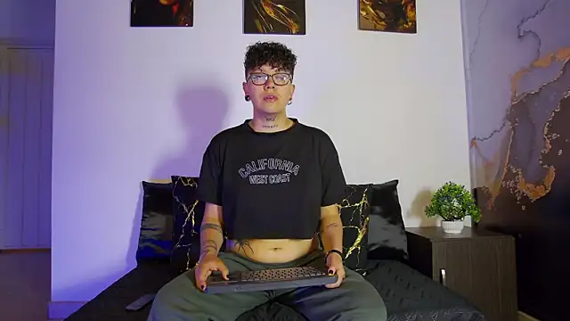 alex noa online show from April 4, 2026, 5:41 pm