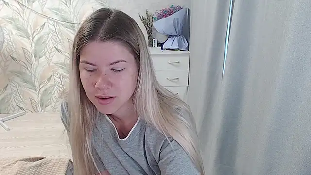 MelissaXKinky online show from September 11, 2025, 2:44 am