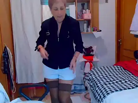 Victoria5643 online show from March 16, 2025, 8:32 pm