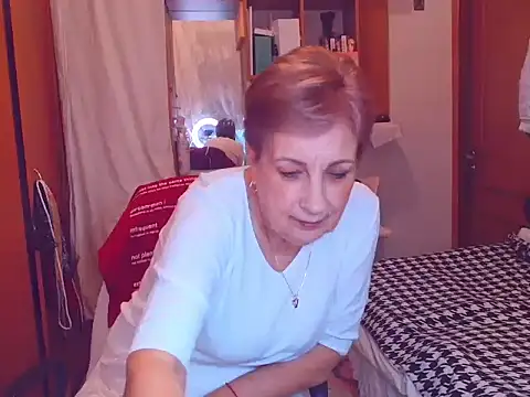 Victoria5643 online show from March 19, 2025, 8:11 pm