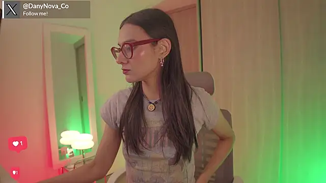 Snapshot of DanyNova_Co chatting on January 13, 2026, 9:08 pm DanyNova Co online show from January 13, 2026, 9:08 pm