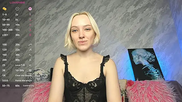 Snapshot of cheryl_mason chatting on December 4, 2025, 9:58 pm cheryl mason online show from December 4, 2025, 9:58 pm