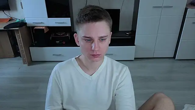 angryzan online show from November 11, 2025, 6:52 am