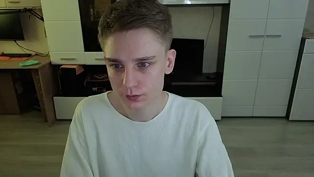 angryzan online show from February 26, 2026, 6:24 am