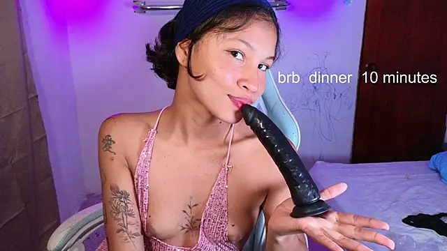 Snapshot of Peggy_Funn chatting on September 10, 2025, 12:42 am Peggy Funn online show from September 10, 2025, 12:42 am