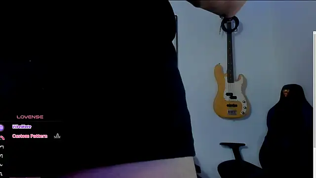 Snapshot of seancarreraa chatting on December 16, 2025, 4:28 am seancarreraa online show from December 16, 2025, 4:28 am