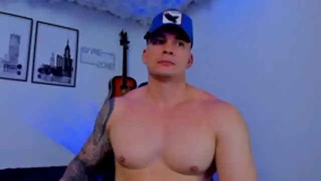 seancarreraa online show from May 1, 2026, 8:58 pm
