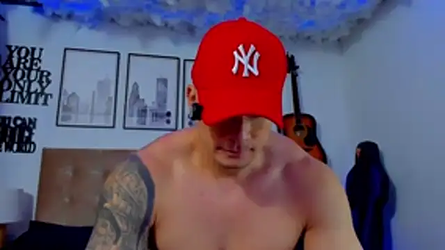 seancarreraa online show from May 25, 2026, 8:29 pm
