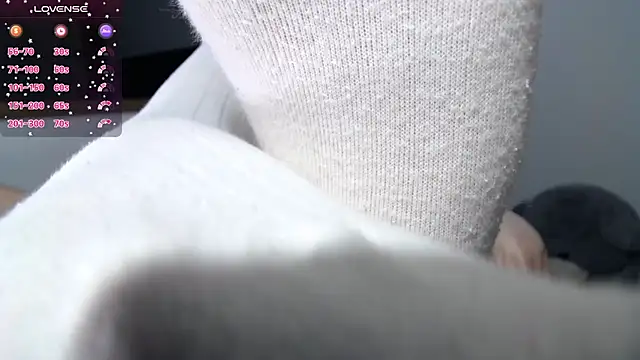 Snapshot of MakiimaStar chatting on October 25, 2025, 4:44 am MakiimaStar online show from October 25, 2025, 4:44 am