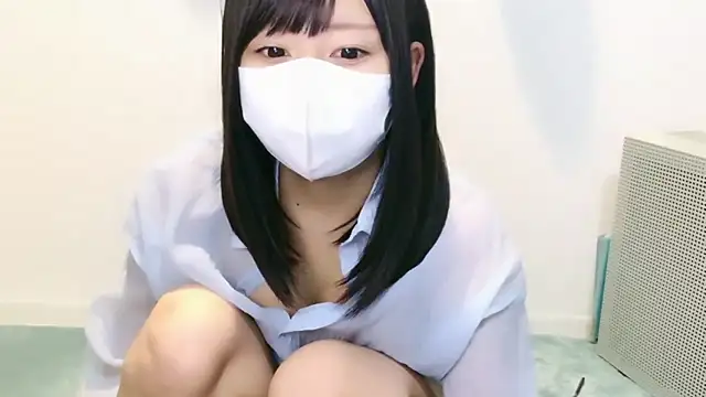 YUTSU KI online show from November 14, 2025, 9:29 pm