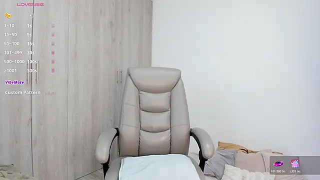 Snapshot of _miamadison chatting on February 11, 2026, 12:21 am miamadison online show from February 11, 2026, 12:21 am