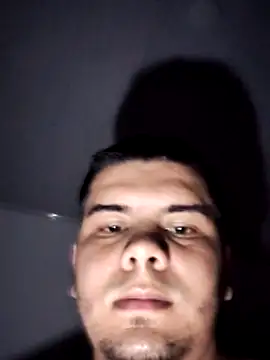 Snapshot of juanalge26 chatting on April 15, 2026, 2:17 am juanalge26 online show from April 15, 2026, 2:17 am