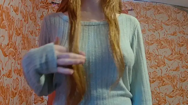 strawberrysmoothie online show from February 16, 2026, 8:07 pm