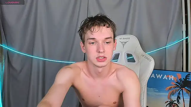 Snapshot of 4ever_dude chatting on November 2, 2025, 5:56 am 4ever dude online show from November 2, 2025, 5:56 am