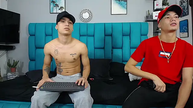 Leon hot X online show from January 27, 2025, 11:54 pm