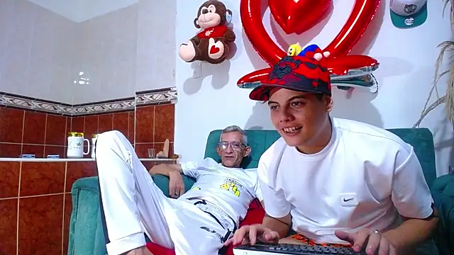 Leon hot X online show from February 16, 2025, 3:47 am