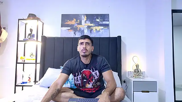 Snapshot of muscle_ares chatting on February 26, 2026, 11:05 pm muscle ares online show from February 26, 2026, 11:05 pm