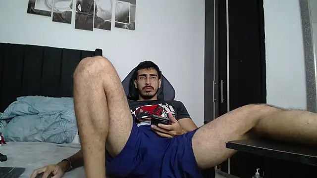 muscle ares online show from March 15, 2025, 3:48 pm