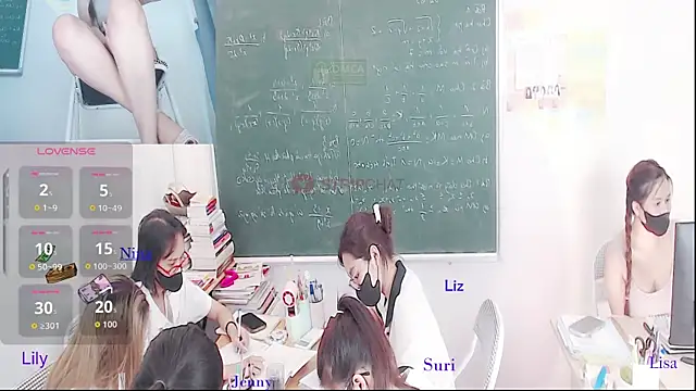 Snapshot of _Math_ chatting on April 29, 2026, 5:22 am Math online show from April 29, 2026, 5:22 am