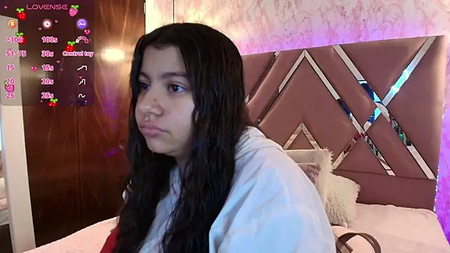 Miaa Smiith1 online show from February 7, 2025, 12:06 pm