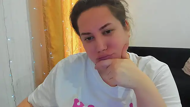  madalexa  online show from March 25, 2026, 1:32 pm