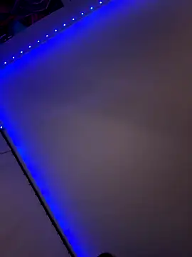 darkangelkitty online show from December 19, 2025, 11:23 am