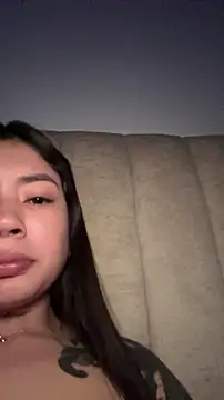 Roxanne 08 online show from March 17, 2026, 1:52 am