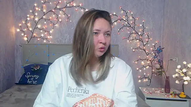 Snapshot of SallyVerda chatting on April 19, 2026, 5:41 am SallyVerda online show from April 19, 2026, 5:41 am