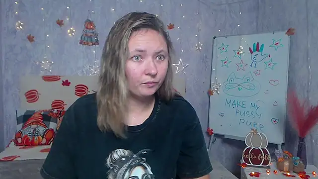 SallyVerda online show from November 26, 2025, 9:04 pm