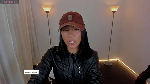 Snapshot of Dayanna_tecca chatting on April 17, 2026, 10:23 pm Dayanna tecca online show from April 17, 2026, 10:23 pm