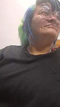 Snapshot of lucky-leah chatting on February 3, 2026, 3:26 am lucky-leah online show from February 3, 2026, 3:26 am