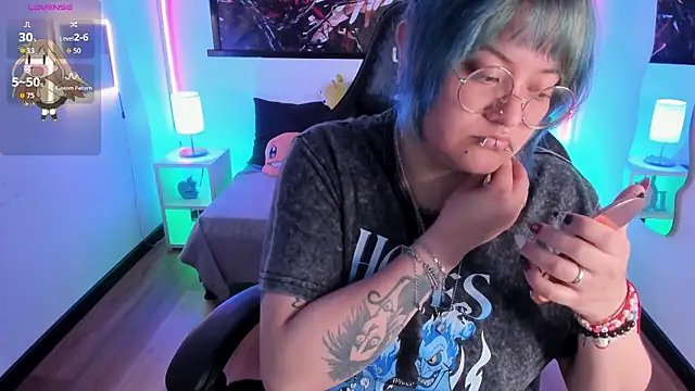 Snapshot of lucky-leah chatting on February 18, 2026, 3:59 am lucky-leah online show from February 18, 2026, 3:59 am