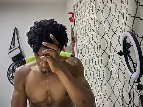 Snapshot of andrews2399 chatting on September 22, 2025, 1:44 am andrews2399 online show from September 22, 2025, 1:44 am