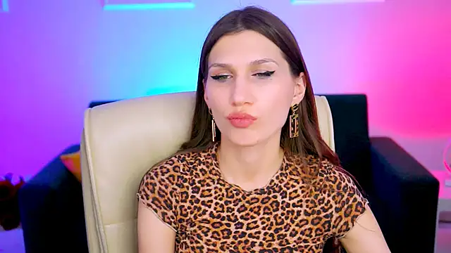 Snapshot of MollyPerry chatting on March 9, 2025, 10:19 pm MollyPerry online show from March 9, 2025, 10:19 pm