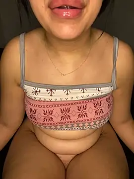 Snapshot of aya12aya chatting on January 19, 2025, 6:00 pm aya12aya online show from January 19, 2025, 6:00 pm