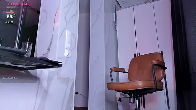 Snapshot of _Yvonne_ chatting on February 15, 2025, 4:12 pm Yvonne online show from February 15, 2025, 4:12 pm