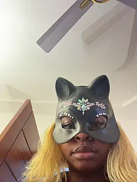 Nottynadiaa online show from January 8, 2026, 9:48 am