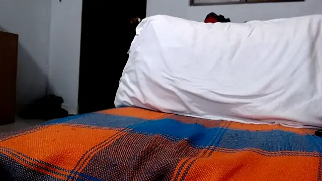 Snapshot of gollfather13 chatting on October 30, 2025, 5:54 pm gollfather13 online show from October 30, 2025, 5:54 pm