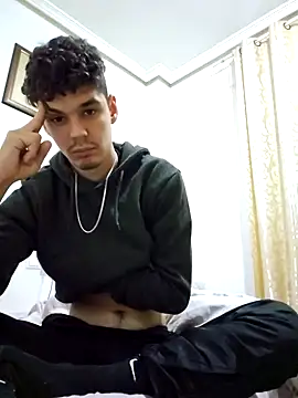 Maybach  online show from December 10, 2024, 4:06 pm