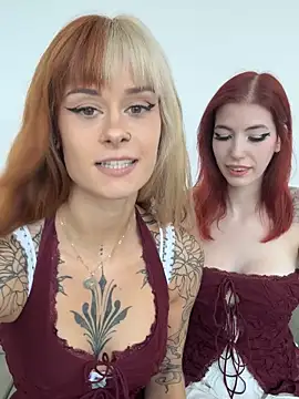 SallyDinosaur online show from October 4, 2025, 10:17 am