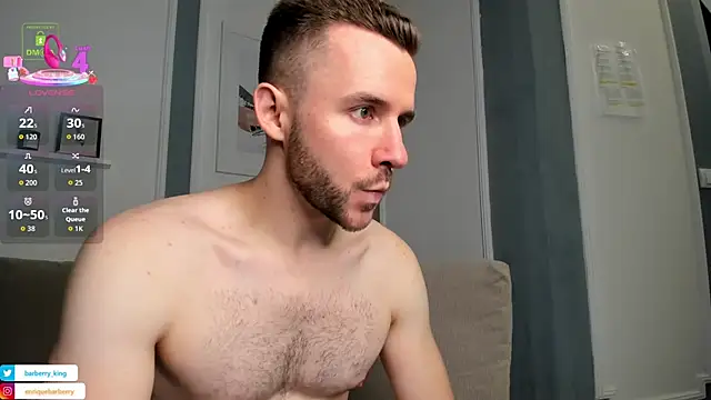 Snapshot of EnriqueBarberry chatting on September 12, 2025, 5:18 am EnriqueBarberry online show from September 12, 2025, 5:18 am