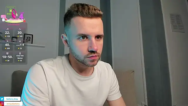 Snapshot of EnriqueBarberry chatting on November 2, 2025, 6:18 am EnriqueBarberry online show from November 2, 2025, 6:18 am