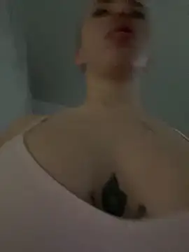 Snapshot of ivyleague_ chatting on March 15, 2025, 7:20 am ivyleague  online show from March 15, 2025, 7:20 am